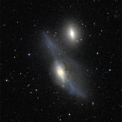 The Eyes, Arp 120