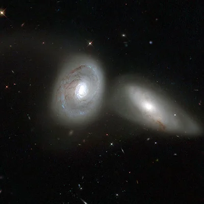 NGC 833