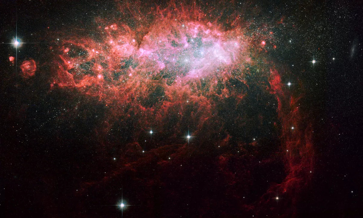 NGC 1569 (Arp 210)