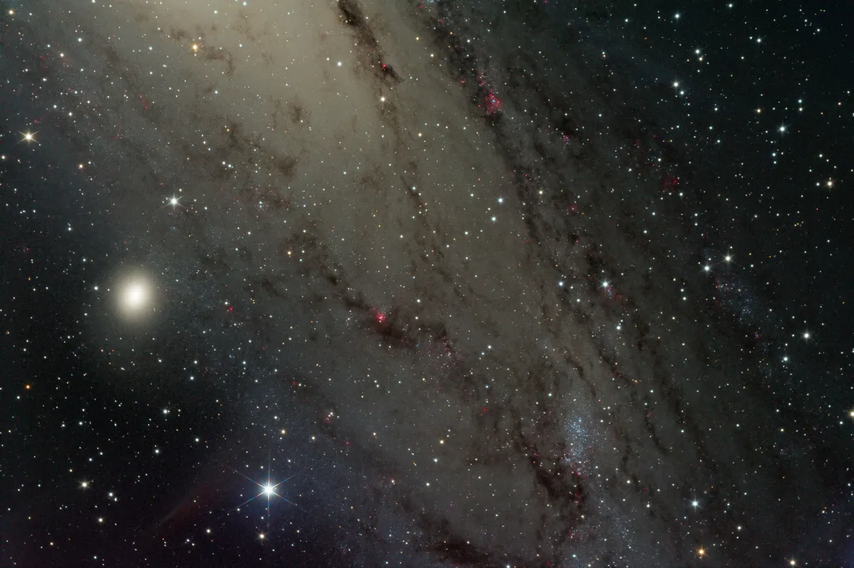 NGC 206 + M 32